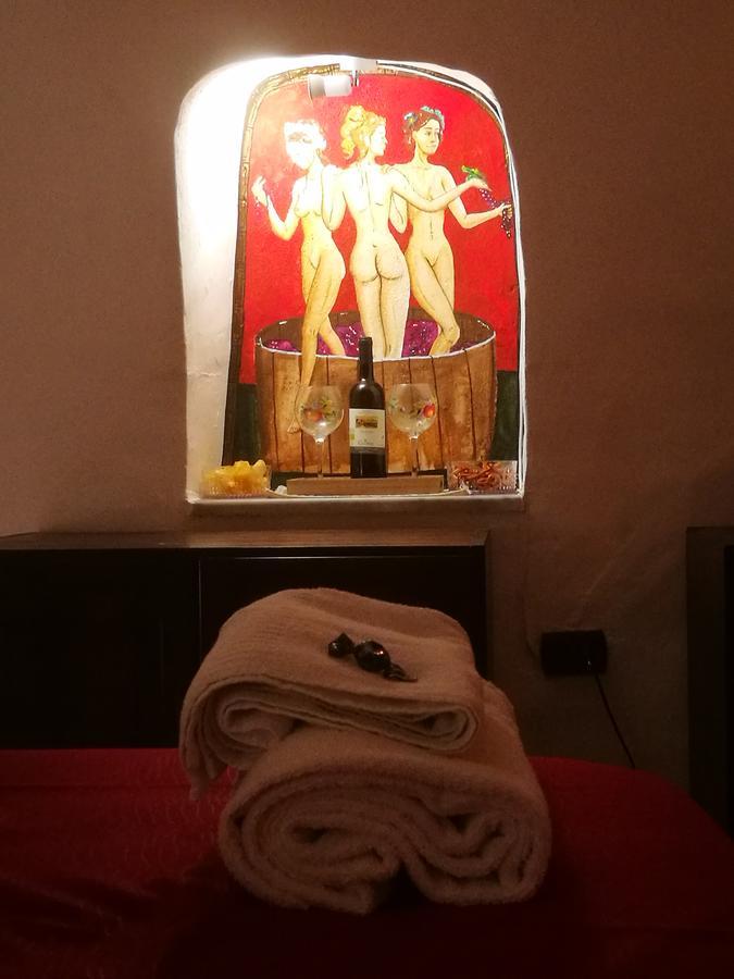 Domus Vinaria Bed & Breakfast Наполи Екстериор снимка